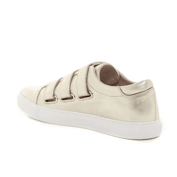 New！Soft Leather Sneaker - Picture 4 of 8